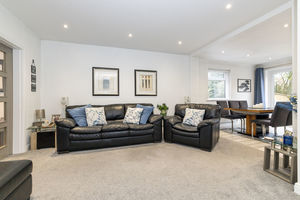 Lounge- click for photo gallery